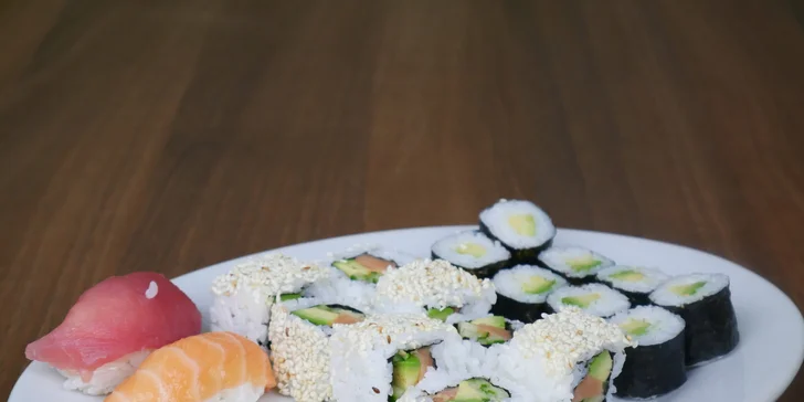 Asie do vašeho obýváku: rozvoz kvalitního sushi z moderního bistra Guty