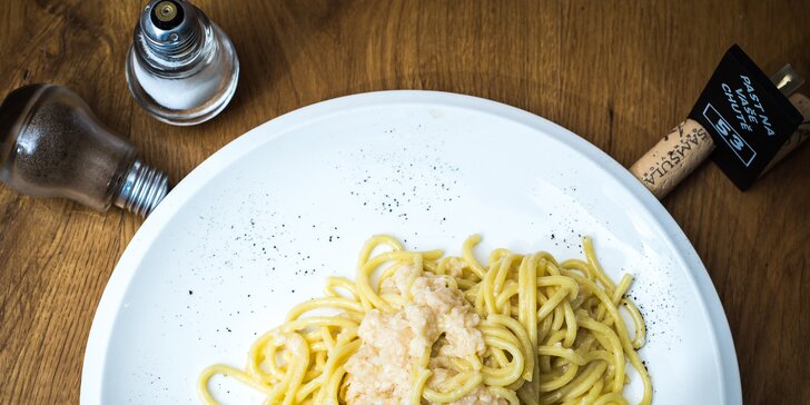 Luxusní italské menu vč. špaget připravených v bochníku pravého parmezánu