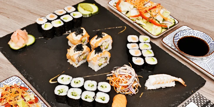 Sushi sety s 22 nebo 30 kousky: maki, nigiri a tokyo roll s kaviárem