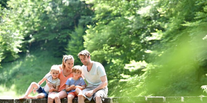 3–5denní rodinná dovolená v Krkonoších: polopenze, sauna i horská kola