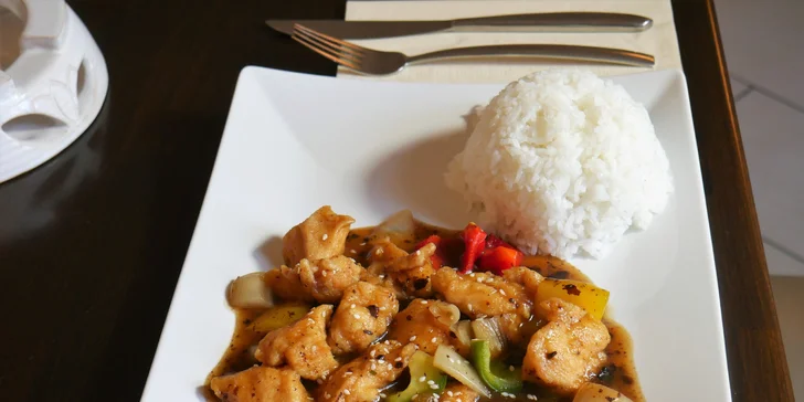 Hurá do orientu: kuřecí speciality podle hongkongských receptů pro dva