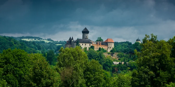 Až 6 dní babího léta či podzimu v Jeseníkách s polopenzí a třeba i vířivkou