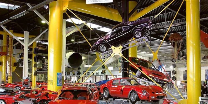 Automobilové a technické muzeum Sinsheim v Německu s odjezdem z Prahy