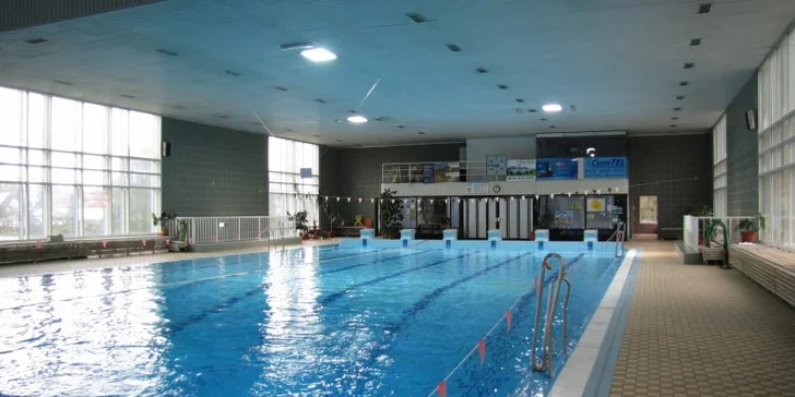 Ve Sportlife Centru vám bude prostě blaze. Záda si protáhnete ve velkém bazénu. 