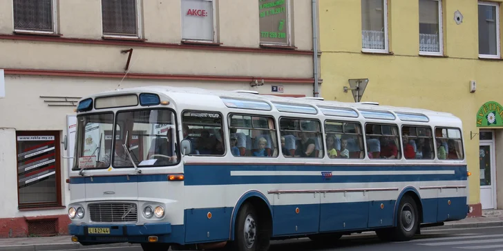 Celodenní výlet historickým motorovým vláčkem v malebné krajině Českého ráje