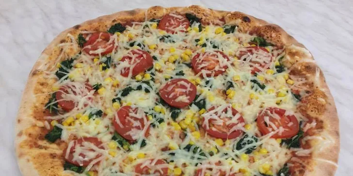 Jídlo až domů: dvě 32cm pizzy podle výběru s dovozem po Liberci