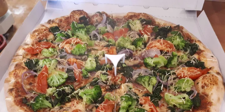 Jídlo až domů: dvě 32cm pizzy podle výběru s dovozem po Liberci
