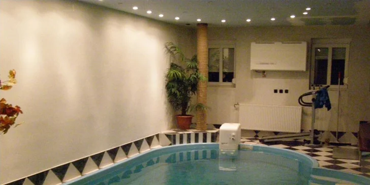 Aktivní odpočinek na Lipně: polopenze, hodinka v bazénu i možnost wellness