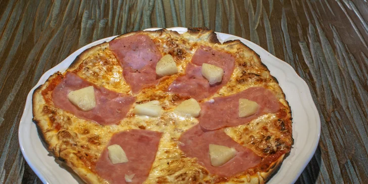 Ti nejmenší se můžou těšit na pizzu s kousky ananasu.