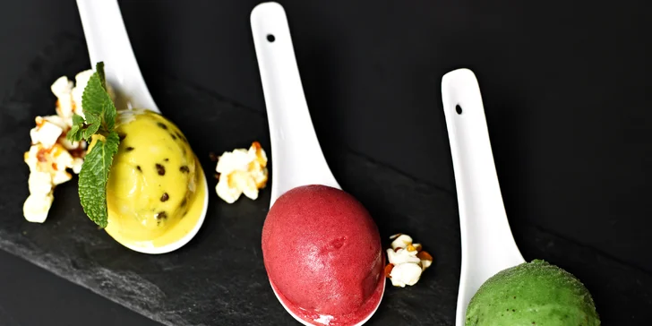 Výjimečný kulinářský zážitek: luxusní 3chodové menu servírované v rukavičkách pro dva