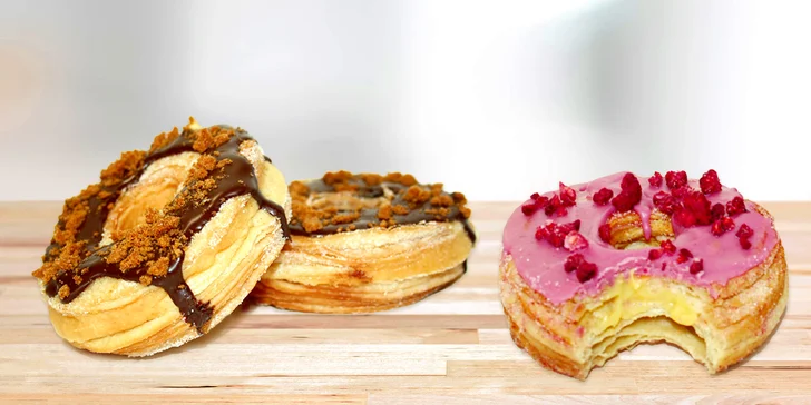 Tohle jste ještě nejedli: 1 crodonut s domácí limonádou nebo krabice se 4 kusy