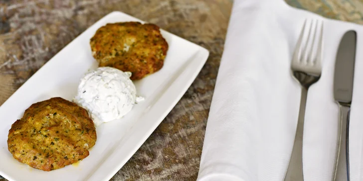Ochutnejte spolu malá řecká jídla mezze: masa, plody moře, zelenina i kaviár