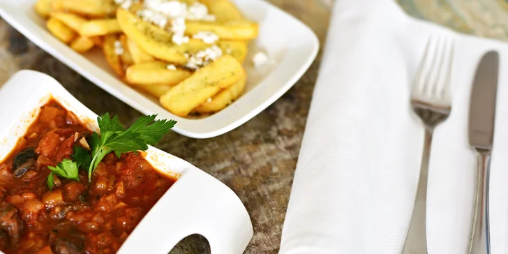 Ochutnejte spolu malá řecká jídla mezze: masa, plody moře, zelenina i kaviár