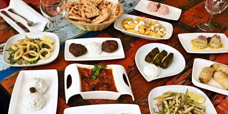 Ochutnejte spolu malá řecká jídla mezze: masa, plody moře, zelenina i kaviár