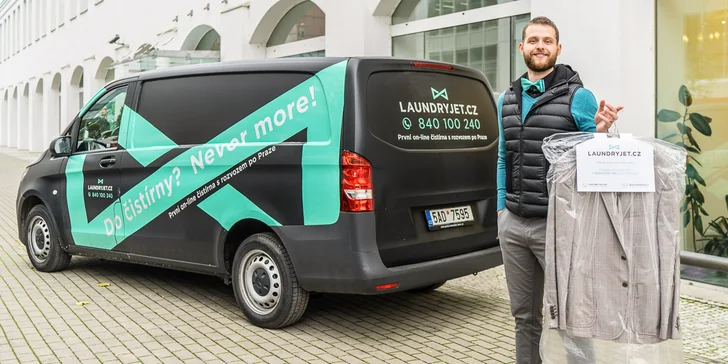 Online služba čištění oblečení s dopravou po Praze zdarma