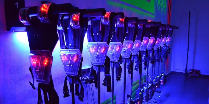 Zábava nezná hranic: 40 minut lasergame ve čtyřech polských arénách