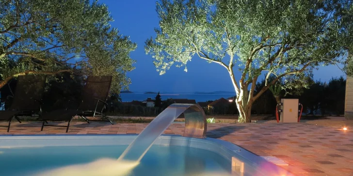 7 nocí v rodinném resortu s bazénem a olivovým hájem v klidné čtvrti Pakoštane