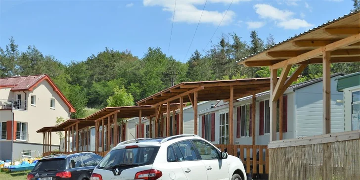 Mobilní domky až pro 6 osob u přehrady Výrovice na jižní Moravě