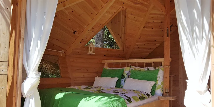 Podzimní romantika v Tree House pro dva i zážitek pro 4člennou rodinu
