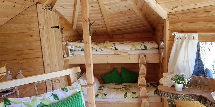 Podzimní romantika v Tree House pro dva i zážitek pro 4člennou rodinu