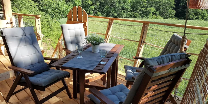 Podzimní romantika v Tree House pro dva i zážitek pro 4člennou rodinu