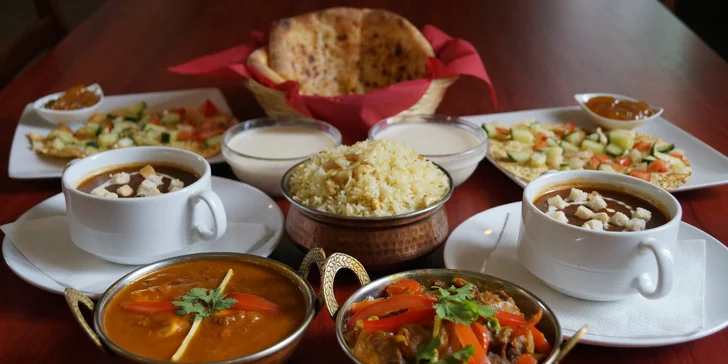 Vynikající indické menu pro dva včetně chodů pro vegetariány