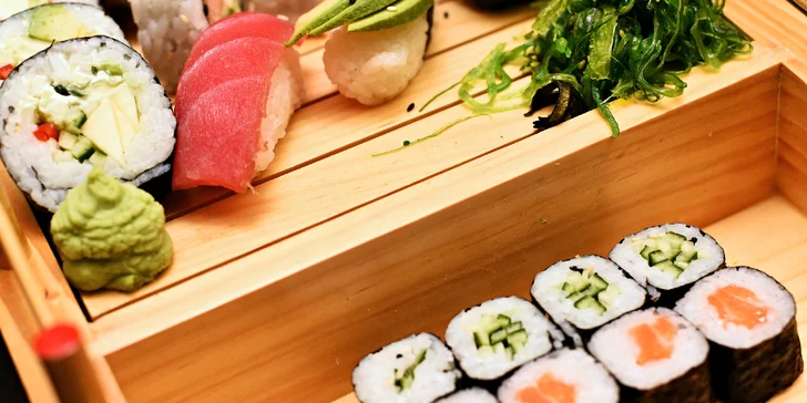 Vietnam vábí: bohaté sushi menu a láhev vína ve stylové restauraci až pro 4