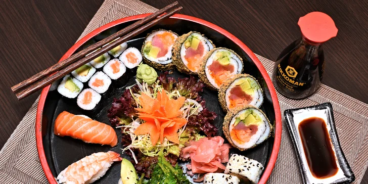Vietnam vábí: bohaté sushi menu a láhev vína ve stylové restauraci až pro 4