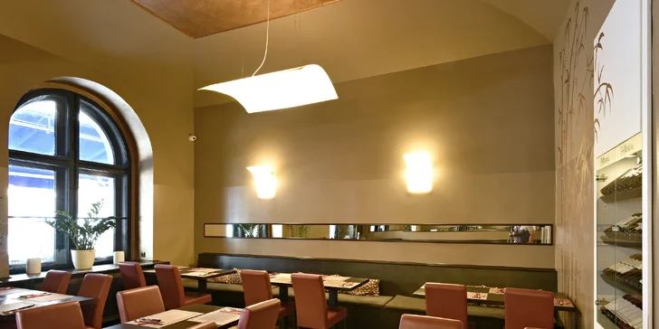 Chutné polední menu z čerstvých surovin pro 1 či 2 v stylové vietnamské restauraci
