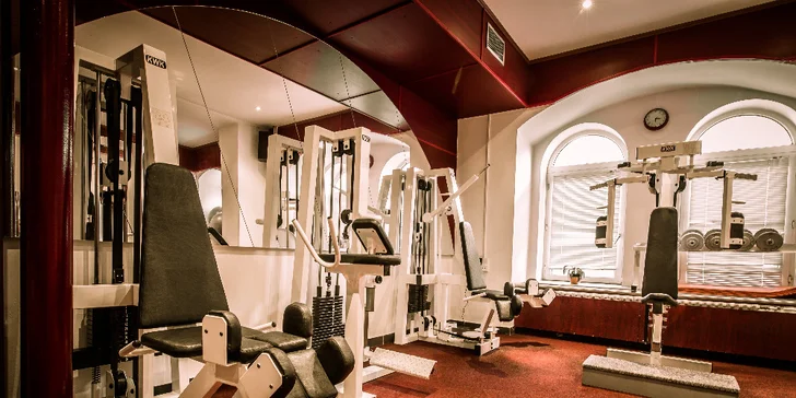 Vstup do dámského fitness - Měsíční permanentka či 10 vstupů
