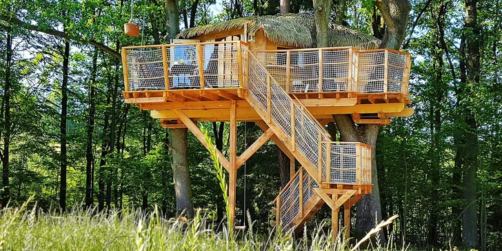 Podzimní romantika v Tree House pro dva i zážitek pro 4člennou rodinu