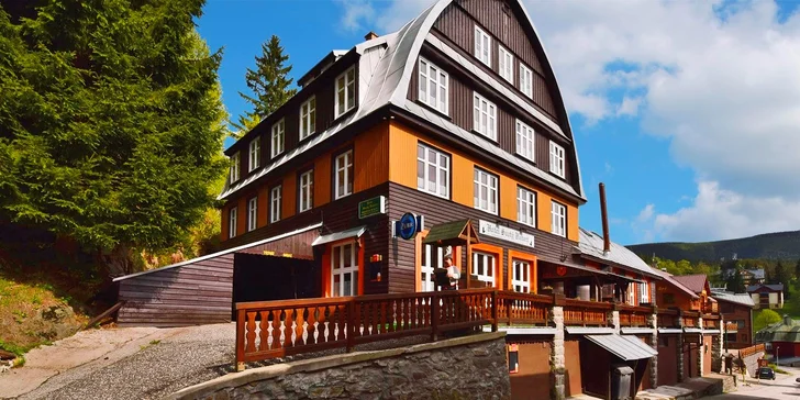 Jaro, léto či podzim na horách: dovolená v Krkonoších, polopenze i sauna