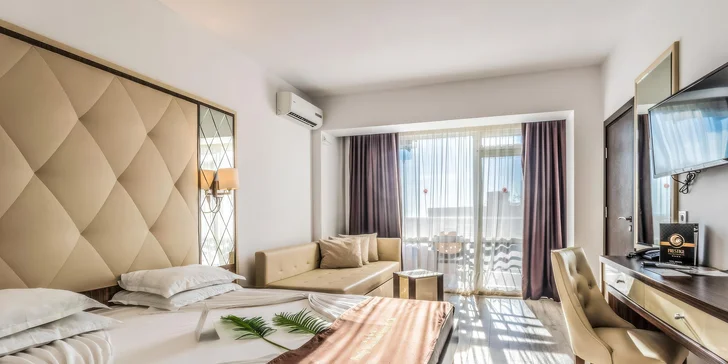 Těšte se také na skvělou dovolenou v oblíbeném hotelu Prestige Deluxe Aquapark Club*****. 