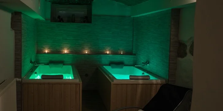 Pivní lázeň pro dva nebo privátní partnerský wellness s vířivkou a saunou