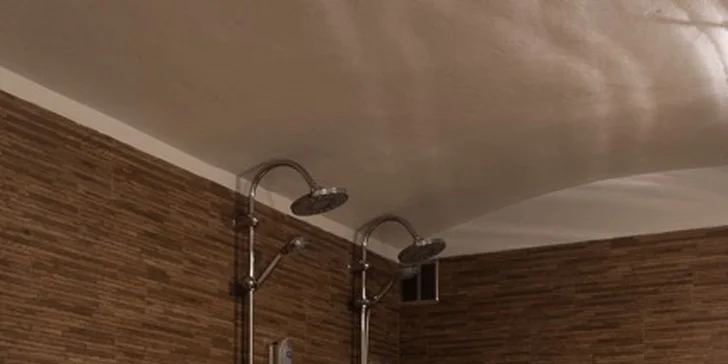 Pivní lázeň pro dva nebo privátní partnerský wellness s vířivkou a saunou
