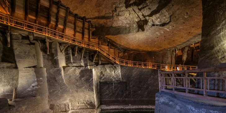 Osvětim, Březinka, solné doly Wieliczka a Krakow s průvodcem a ubytováním