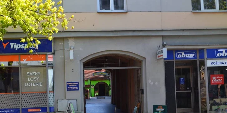 Někdo to rád na syrovo: hovězí tatarák s křupavými topinkami pro 2 i více jedlíků