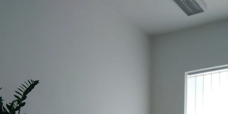 Hloubkové čištění pleti ultrazvukovou špachtlí