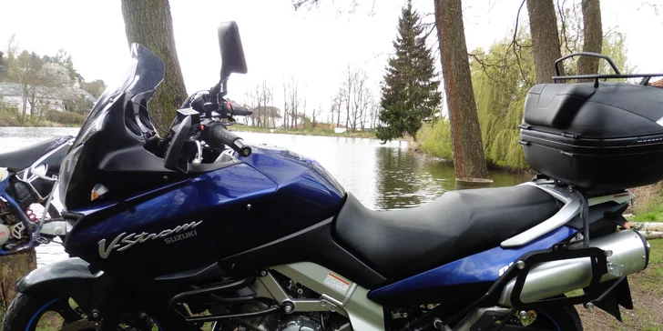 Jízda na pořádném žihadle: Půjčení cestovního endura Suzuki DL1000 V-Strom