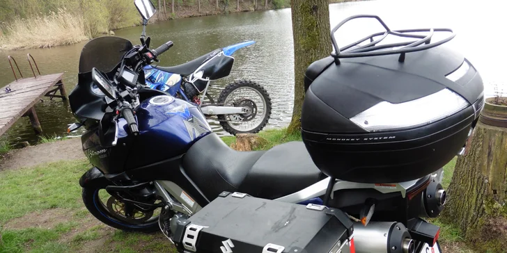 Jízda na pořádném žihadle: Půjčení cestovního endura Suzuki DL1000 V-Strom