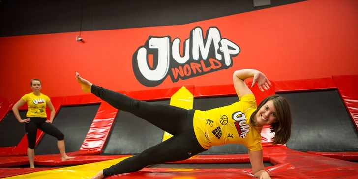 Hodina dovádění na trampolínách v JumpWorld Parku v polských Katovicích