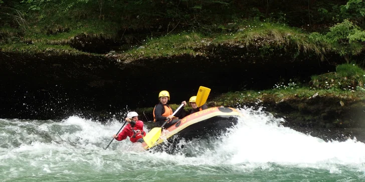 Ochlaďte se v parných dnech: půldenní rafting na krásné rakouské řece Salza