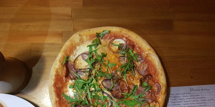 Dvě křupavé pizzy dle vlastního výběru