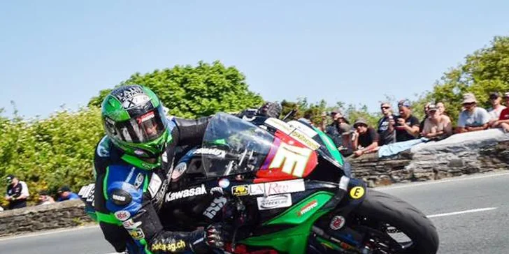 Víkend s vůní benzínu: Vstupenka na motocyklové závody Havířovský zlatý kahanec