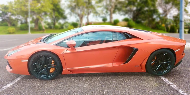 Nezapomenutelná jízda v Lamborghini jako spolujezdec nebo řidič