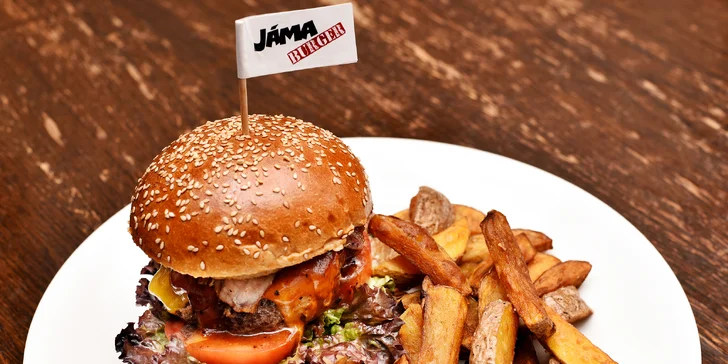 Šťavnatý burger s domácími hranolky a salátem a degustace 6 piv pro 1 i 2 osoby