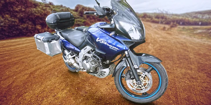 Jízda na pořádném žihadle: Půjčení cestovního endura Suzuki DL1000 V-Strom