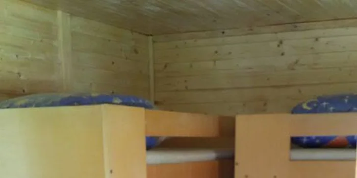 Týden v České Kanadě: Ubytování v chatce u rybníka a polopenze pro rodinu