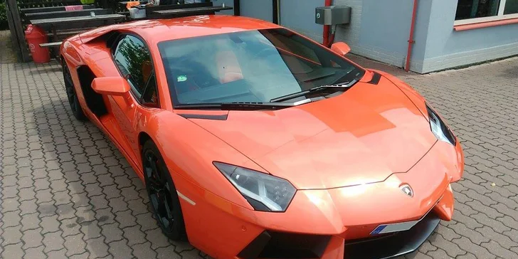 Nezapomenutelná jízda v Lamborghini jako spolujezdec nebo řidič