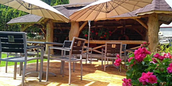 Letní dovolená v krásné přírodě Malé Fatry: Sauna, vířivka a polopenze pro dva